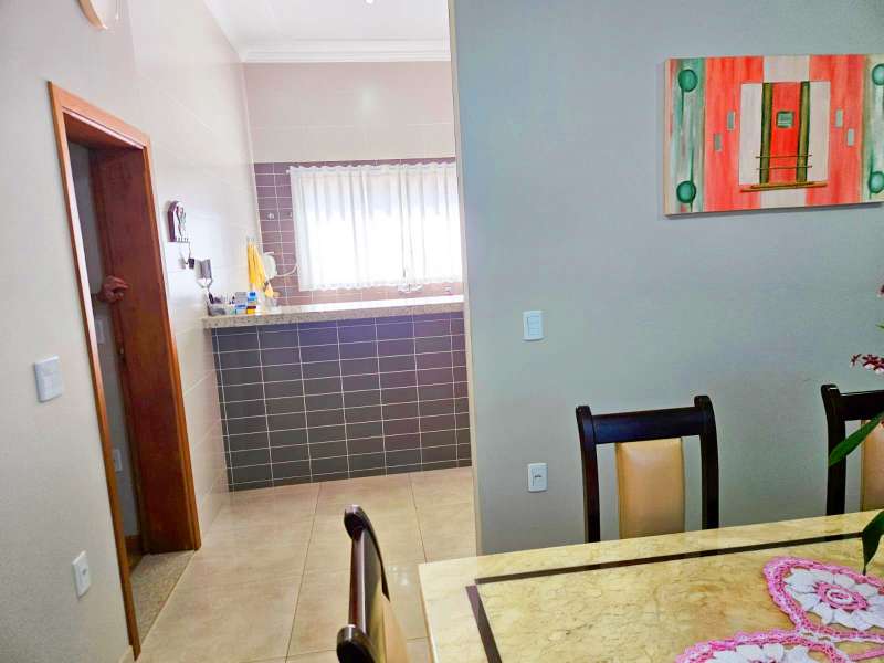 Casa à Venda no bairro Condomínio Flamboyant em Jaú imagem 3