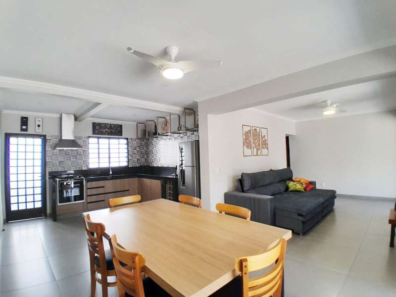 Casa à Venda no bairro Jardim Antonina em Jaú imagem 3