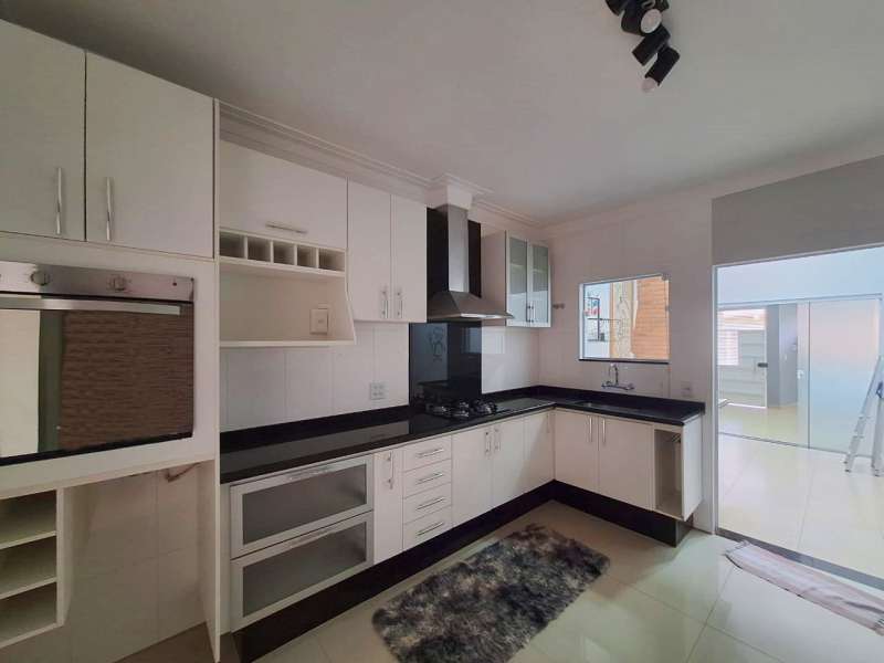 Casa à Venda no bairro Jardim Dona Emília em Jaú imagem 3