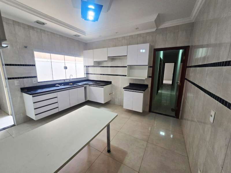 Casa à Venda no bairro Jardim Dona Emília em Jaú imagem 1