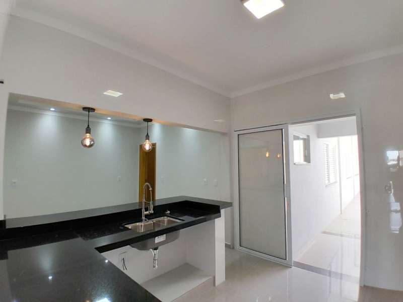 Casa à Venda no bairro Jardim Dona Emília em Jaú imagem 2