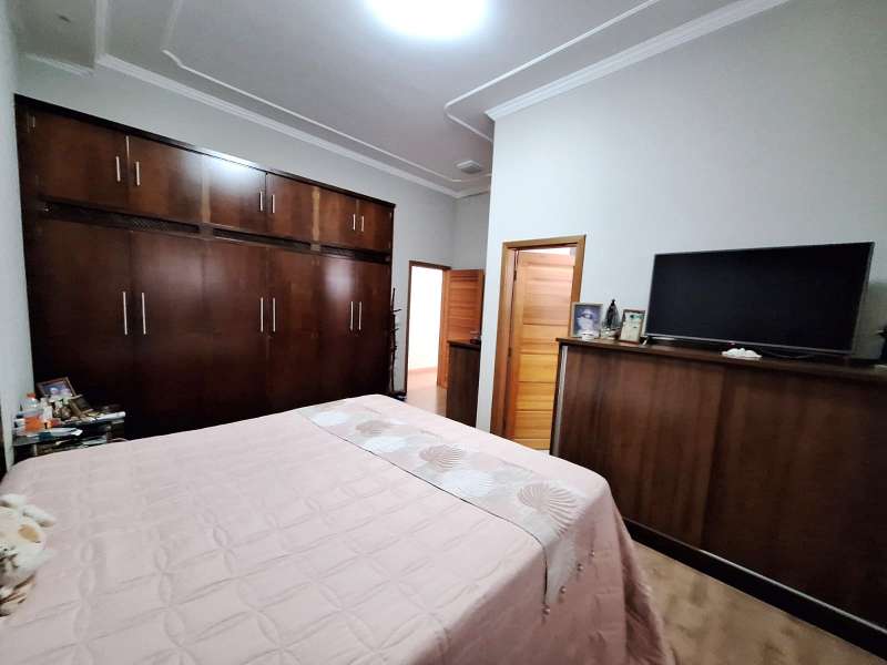 Casa à Venda no bairro Condomínio Flamboyant em Jaú imagem 4