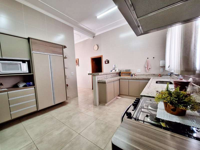 Casa à Venda no bairro Condomínio Flamboyant em Jaú imagem 3