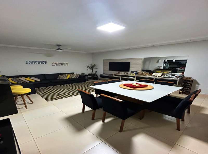 Casa à Venda no bairro Condomínio Flamboyant em Jaú imagem 7