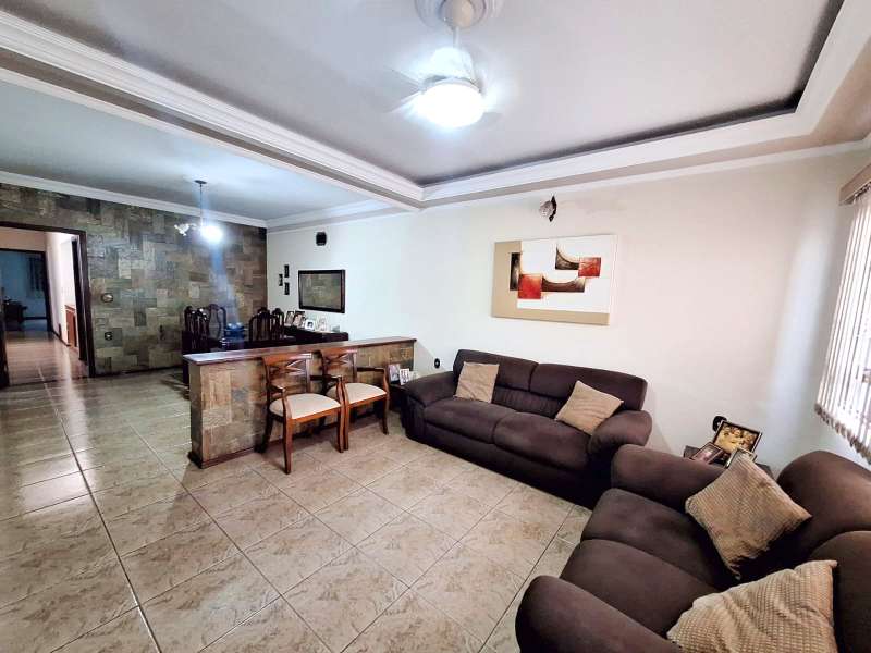 Casa à Venda no bairro AV. DUDU FERRAZ em Jaú imagem 1