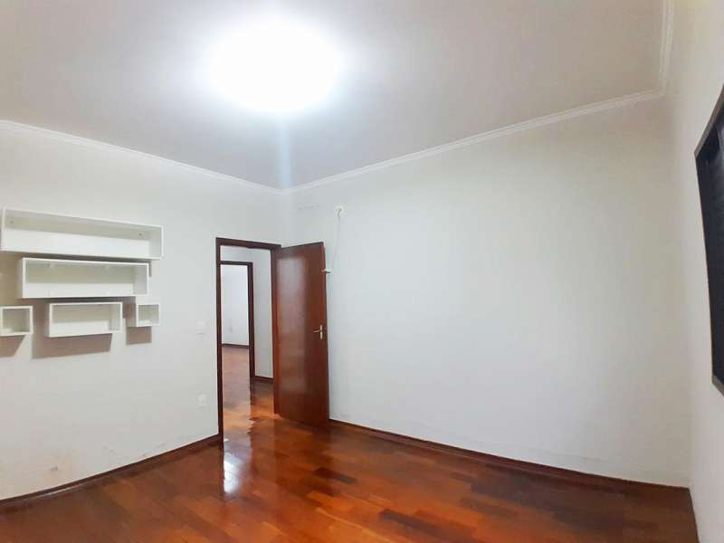 Casa à Venda no bairro Jardim Maria Luiza 2 em Jaú imagem 4