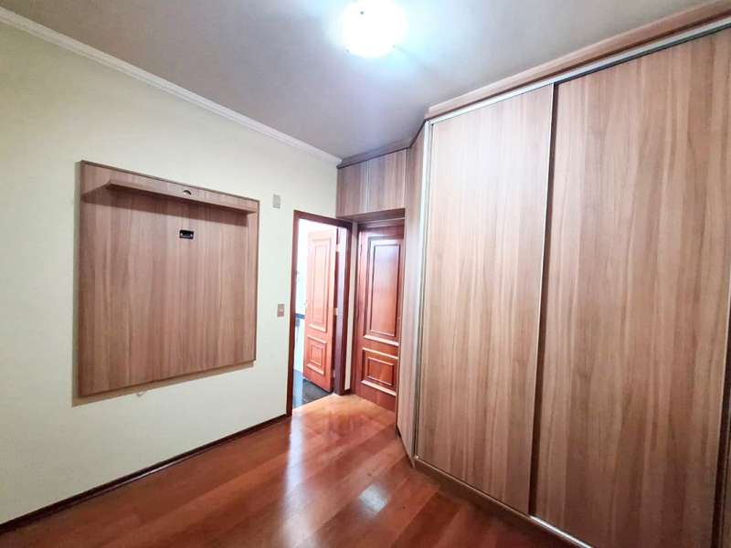 Casa à Venda no bairro AV. JOÃO FRANCESCHI - JAÚ (SP) em Jaú imagem 13