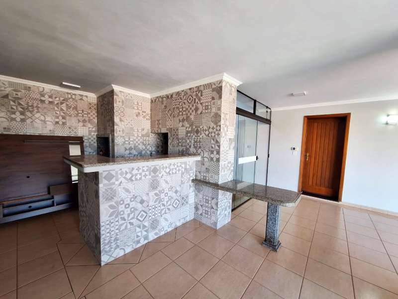 Casa à Venda no bairro AV. JOÃO FRANCESCHI - JAÚ (SP) em Jaú imagem 5