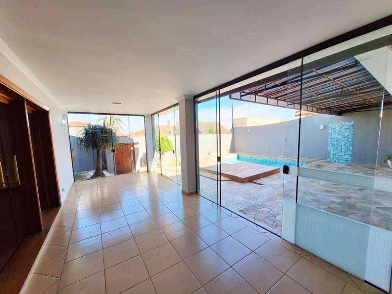 Casa à Venda no bairro AV. JOÃO FRANCESCHI - JAÚ (SP) em Jaú imagem 2