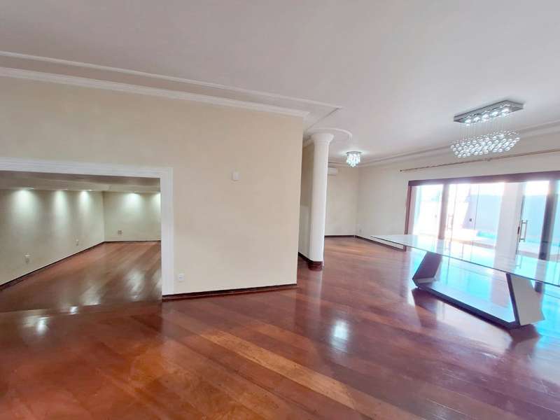 Casa à Venda no bairro AV. JOÃO FRANCESCHI - JAÚ (SP) em Jaú imagem 1