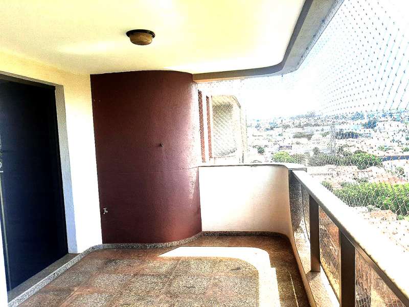 Apartamento à Venda no bairro EDIFÍCIO ROSAMAR em Jaú imagem 2